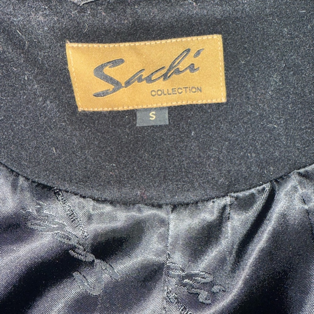 SACHI Elegant Black Trench Coat - Picture 6 of 6